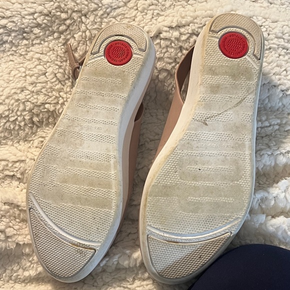 Fitflop Tan Slingback Flats for Casual Comfort - Picture 6 of 9